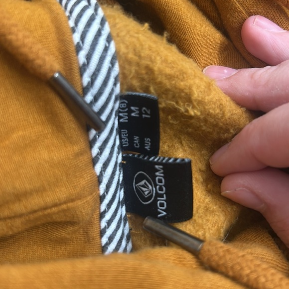 Volcom sweatshirt - Picture 3 of 3